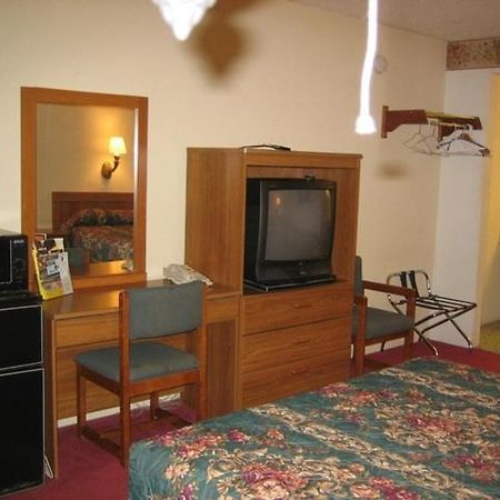Mountain Trail Inn Logan Ruang foto