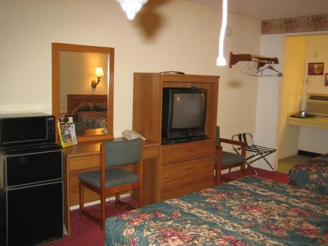 Mountain Trail Inn Logan Ruang foto